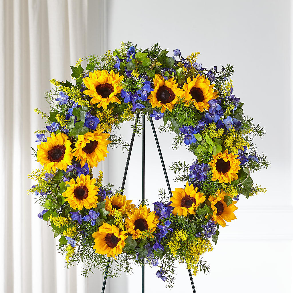 Bright Rays Wreath – Francis Florist, Pomeroy OH