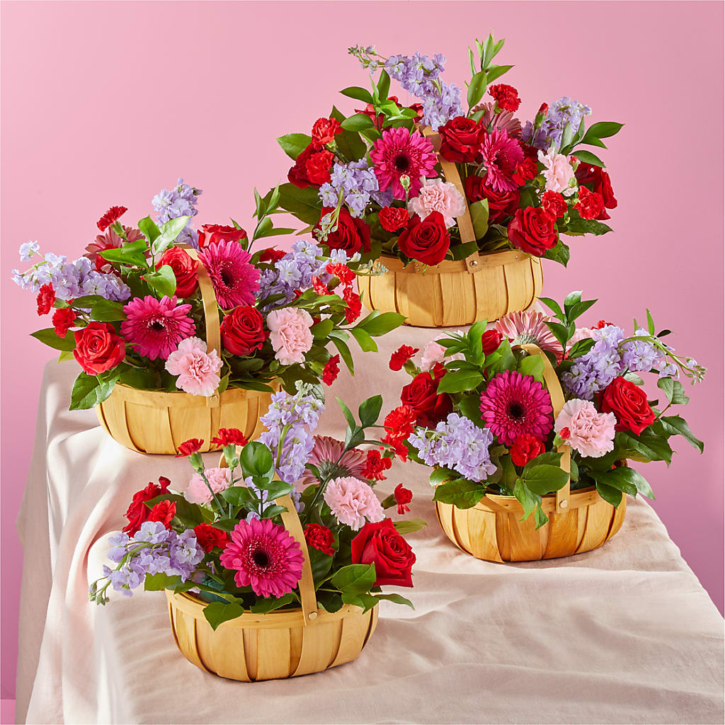 Pink Picnic Basket – Francis Florist, Pomeroy OH