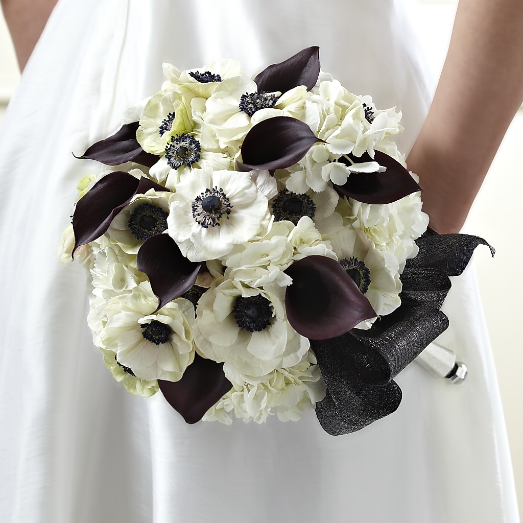 To Have and To Hold Bouquet – Francis Florist, Pomeroy OH