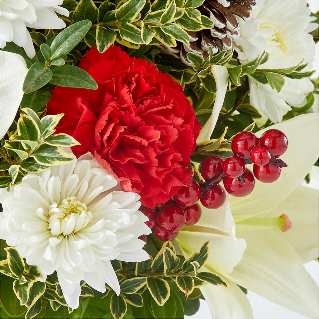 Festive Moments Tree –  Francis Florist, Pomeroy OH