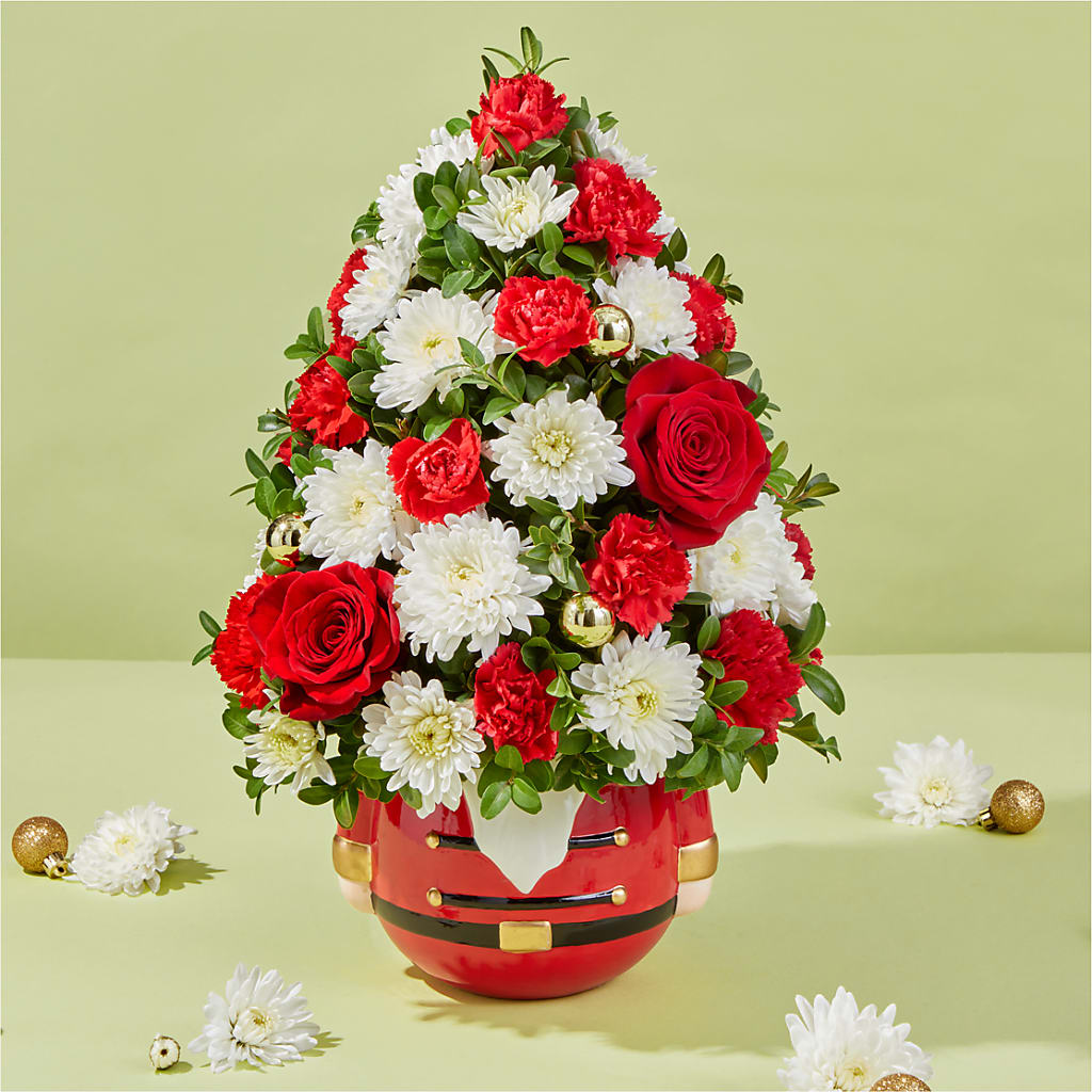 Royal Nutcracker Tree –  Francis Florist, Pomeroy OH