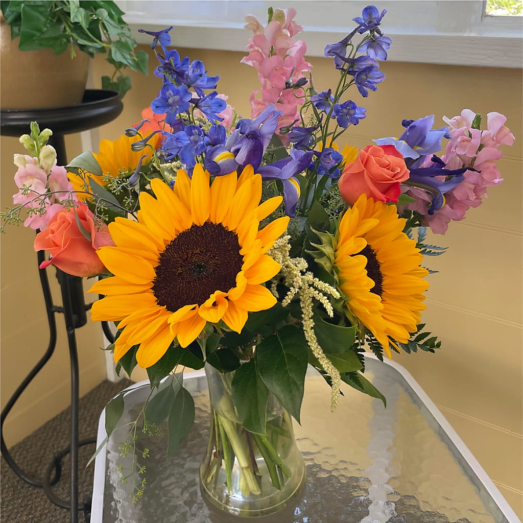 Rays of Life Bouquet –  Francis Florist, Pomeroy OH
